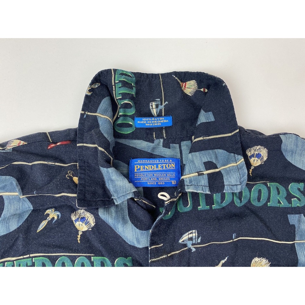 Pendleton Shirt Mens L Navy Camp Outdoors Fishing Lure Rayon Short Sleeve Button - Picture 3 of 5